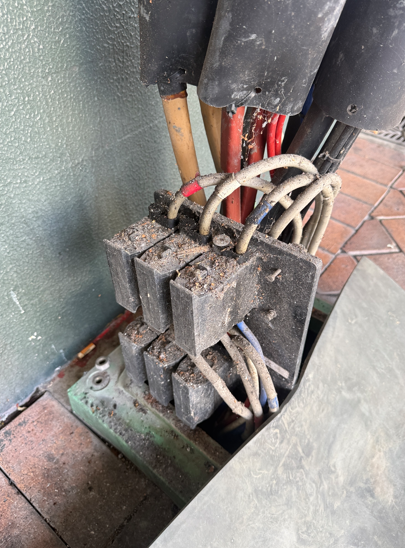 Open pillar providing additional info for connection upgrade